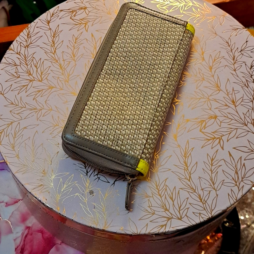 Carpisa Wallet. New Without Tags. Neon Yellow Patent Trim. Body Tan/White Weave. - Picture 2 of 6